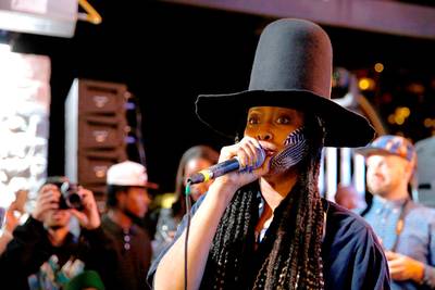 Go, Cut Creator, Go - Erykah Badu&nbsp;aka DJ Lo Down Loretta Brown kept her home state rocking when she performed at the Everyday People Party at the Samsung Studio.(Photo: Rick Kern/Getty Images for Samsung)