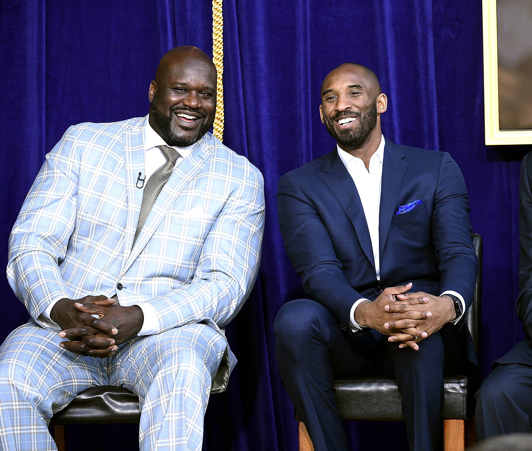 Los Angeles Lakers management discusses Kobe Bryant jersey retirement
