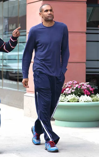 Practice Makes Perfect - Basketball great Grant Hill steps out for a stroll in Beverly Hills during the Los Angeles Clippers practice. The team is currently gearing up for the Western Conference playoffs. &nbsp;(Photo: Sellebrity RICK / Splash News)