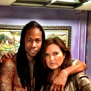 2 Chainz @hairweavekiller - 2 Chainz will be going from rapper to actor, appearing on an upcoming episode of Law &amp; Order: SVU. The &quot;No Lie&quot; MC gets super close to his co-star Mariska Hargitay on set, even playfully referring to her as his &quot;boo.&quot; (Photo: 2 Chainz via Instagram)