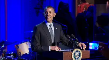 News, Obama Hosts In Performance at the White House