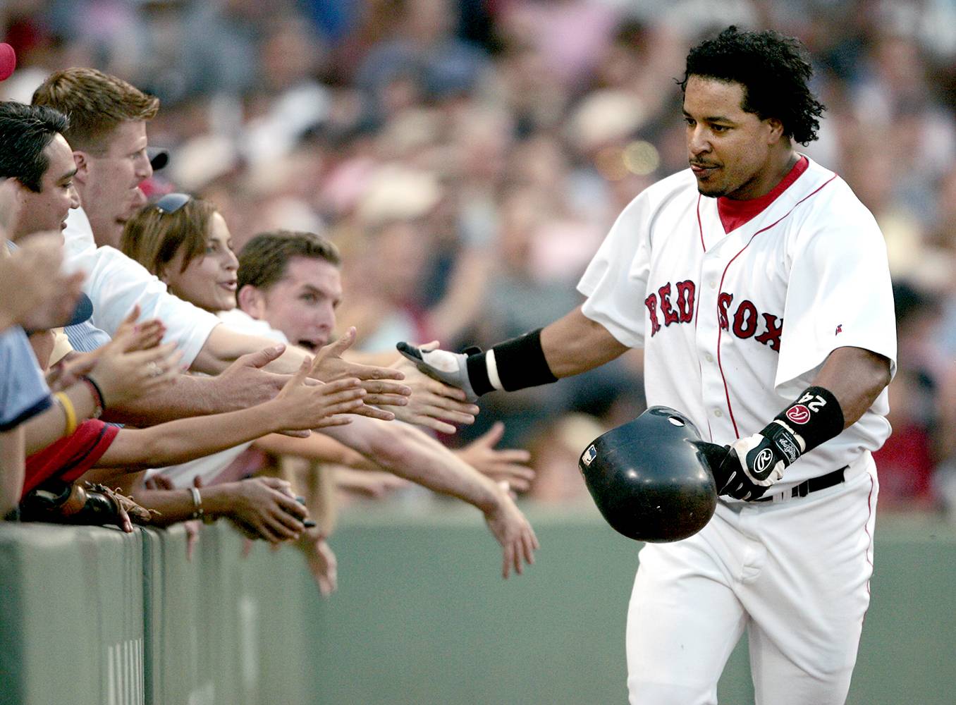 Red Sox Memories: Manny Ramirez cuts off Johnny Damon's throw