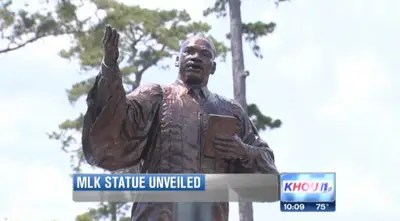 Houston Holds Parade for New MLK Statue - Local and national politicians gathered in Houston Saturday for the unveiling of the bronze Martin Luther King Memorial Statue Saturday. The activist’s son, Martin Luther King III, attended a parade that marched through MacGregor Park. (Photo: KHOU 11 News)