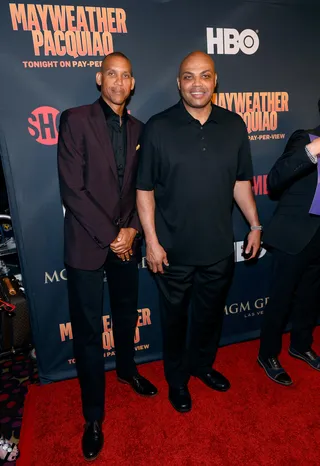 Game Time - NBA legends Reggie Miller and Charles Barkley took a night off of playoffs commentary to party on Fight Night.   (Photo: Bryan Steffy/Getty Images for SHOWTIME)