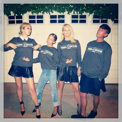 Wanna Look Like Mrs. Carter? - Nicole Richie goes hard for Bey! All rocking Mrs. Carter t-shirts, the stylist star and her friends posted this photo. Nicole even chucked up the deuces for the camera.&nbsp;   (Photo: Instagram via Nicolerichie)