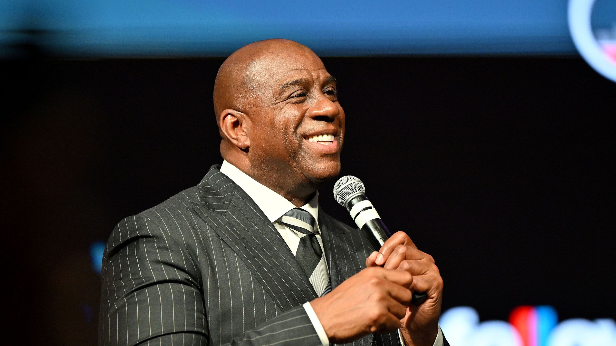 Magic Johnson And Partners Distribute Food To About 800 Struggling Detroit Families News BET