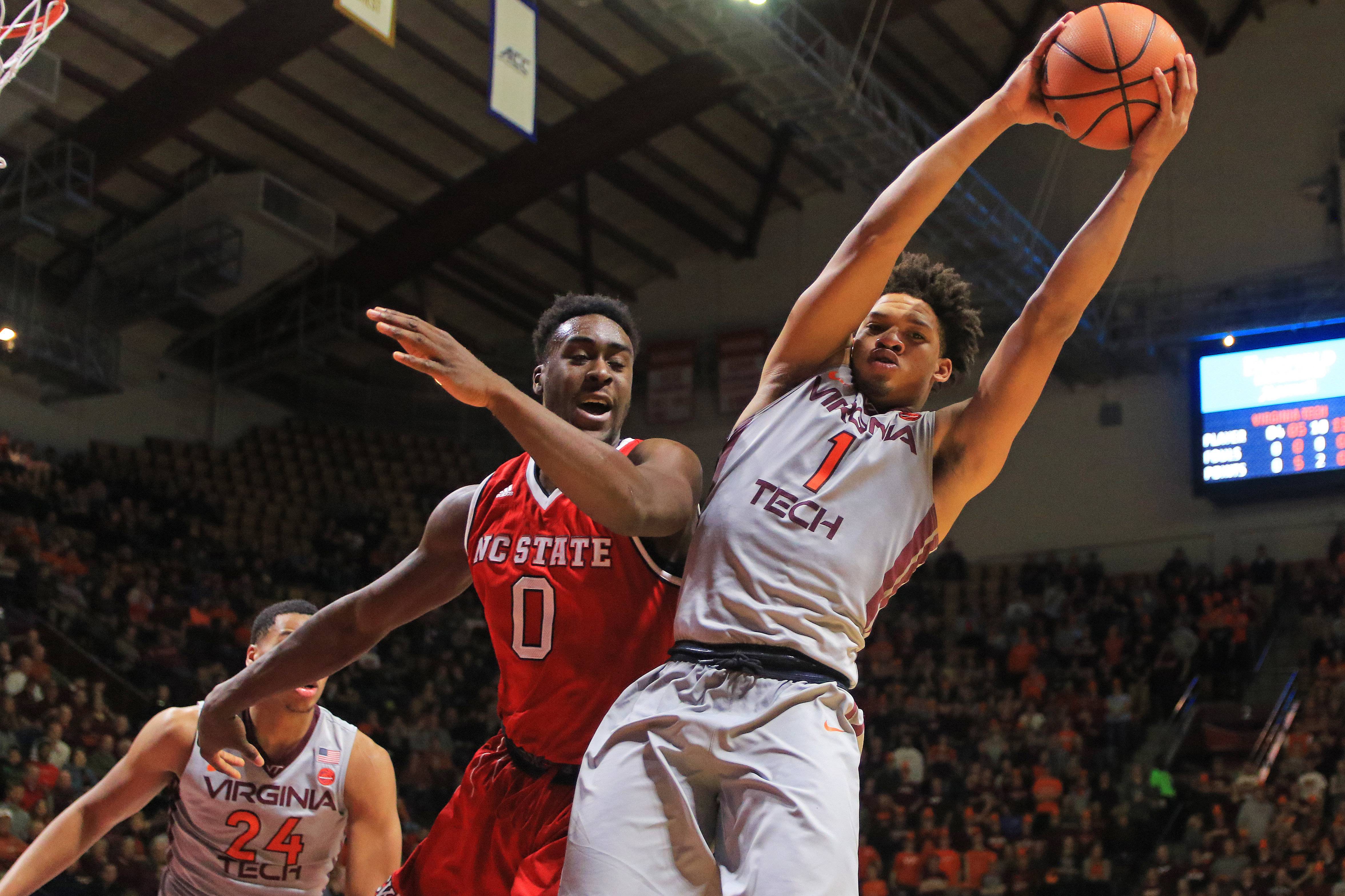 NCAA Athletes Could Be Paid Under The New ‘Fair Pay To Play’ California