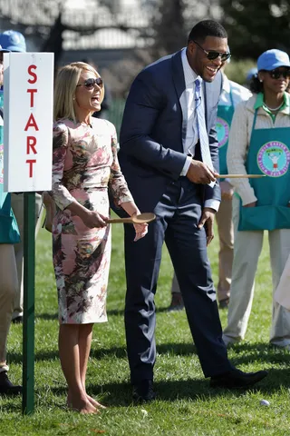 Live With Mike and Kelly - Live co-hosts Kelly Ripa and Michael Strahan prepare to show off their egg rolling skills.(Photo: Chip Somodevilla/Getty Images)