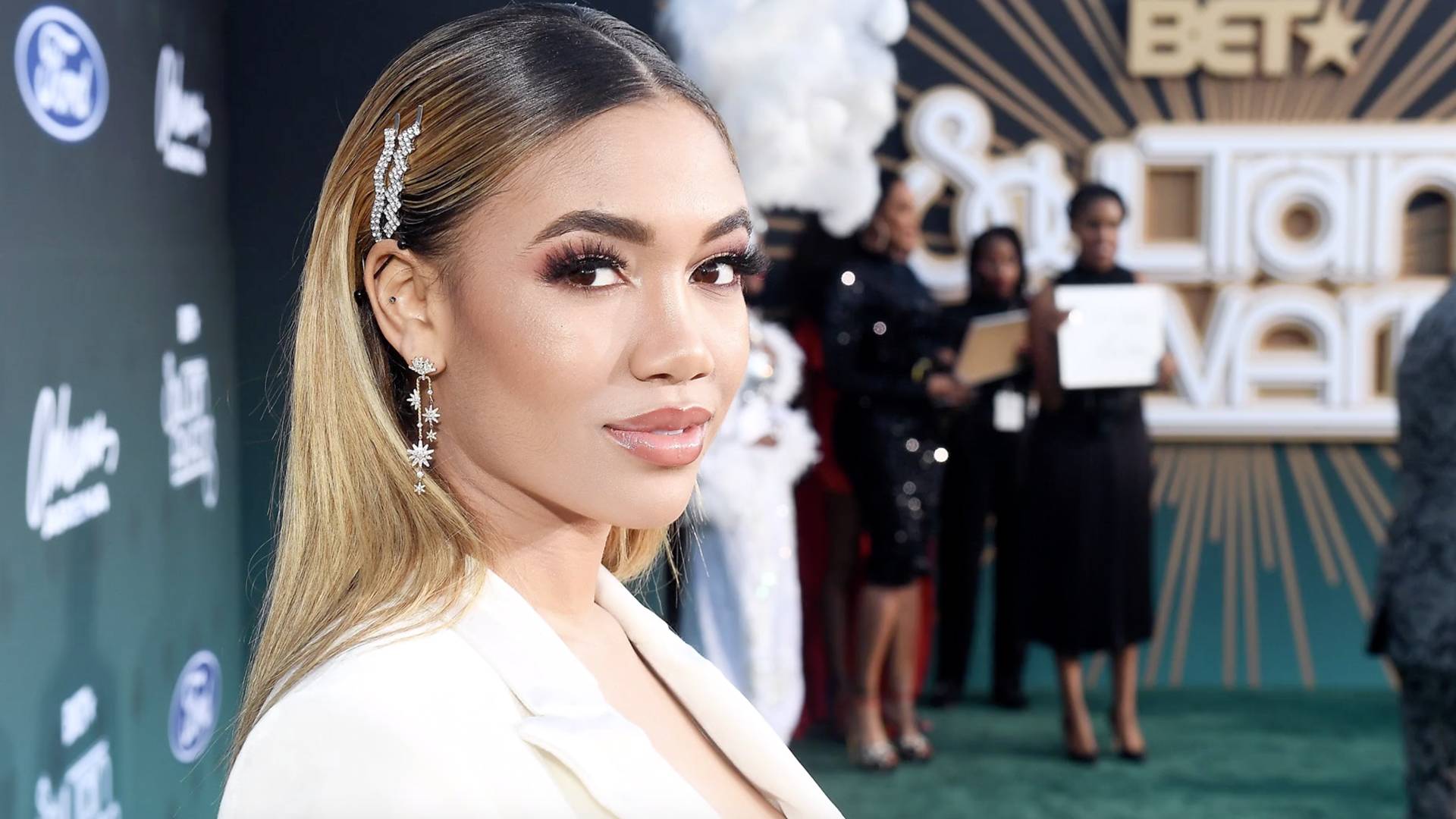 Get to know Paige Hurd from Tyler Perry's The Oval on BET's Wibbitz 2019.