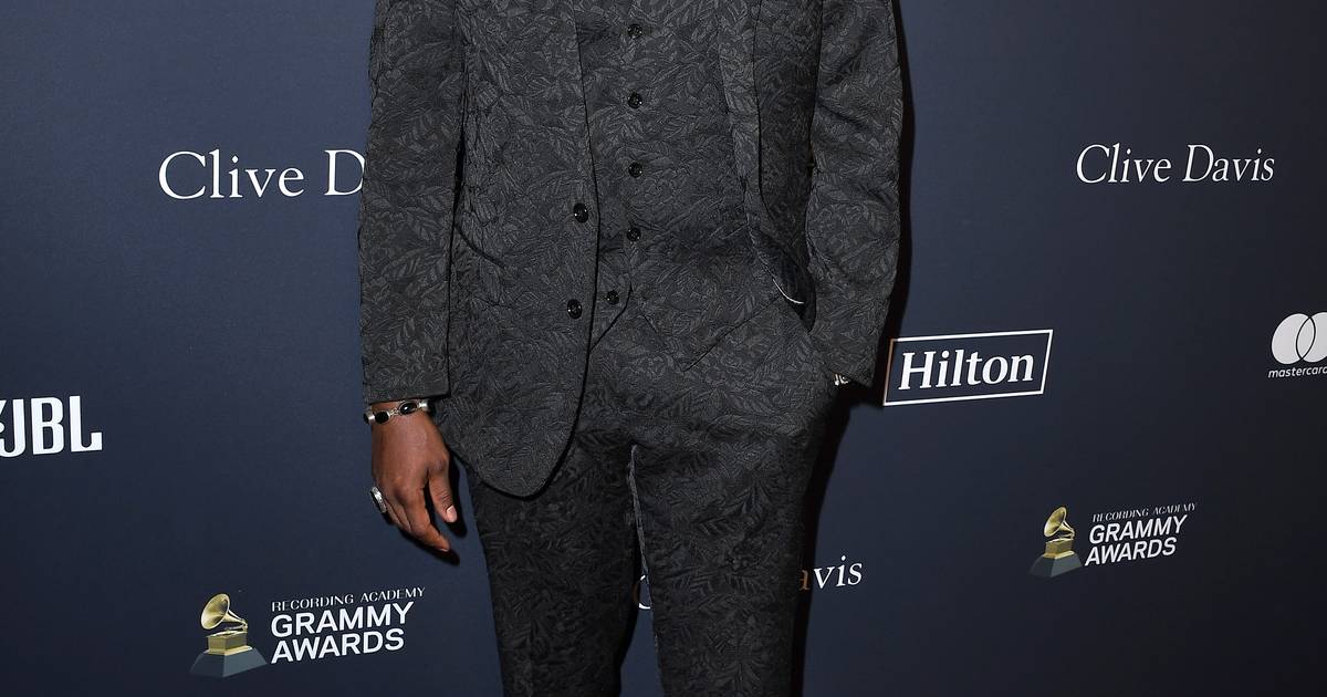 Sean Combs sheds his ''Puff Daddy'' moniker