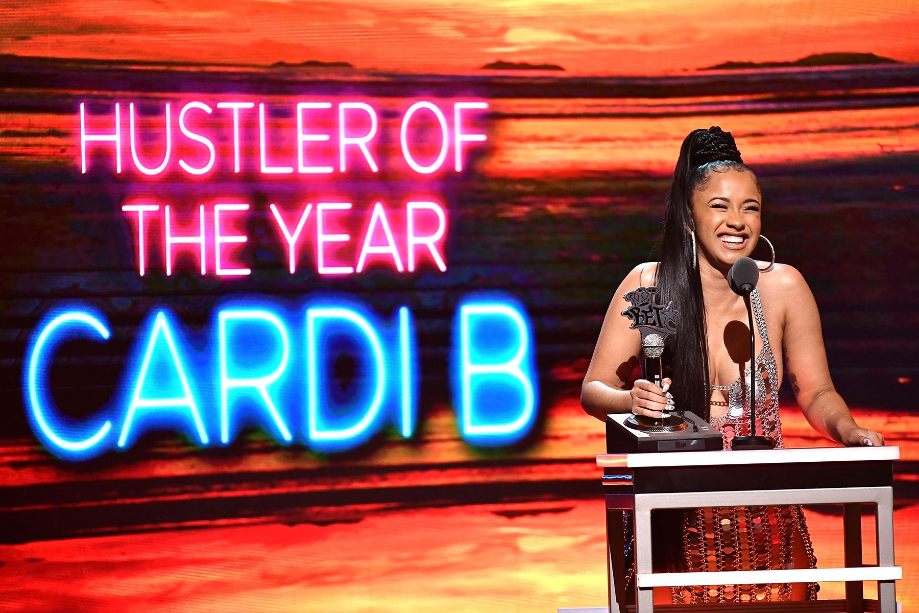 Rapper Cardi B wins the Hustler Of The Year award at the 2017 Hip Hop Awards.