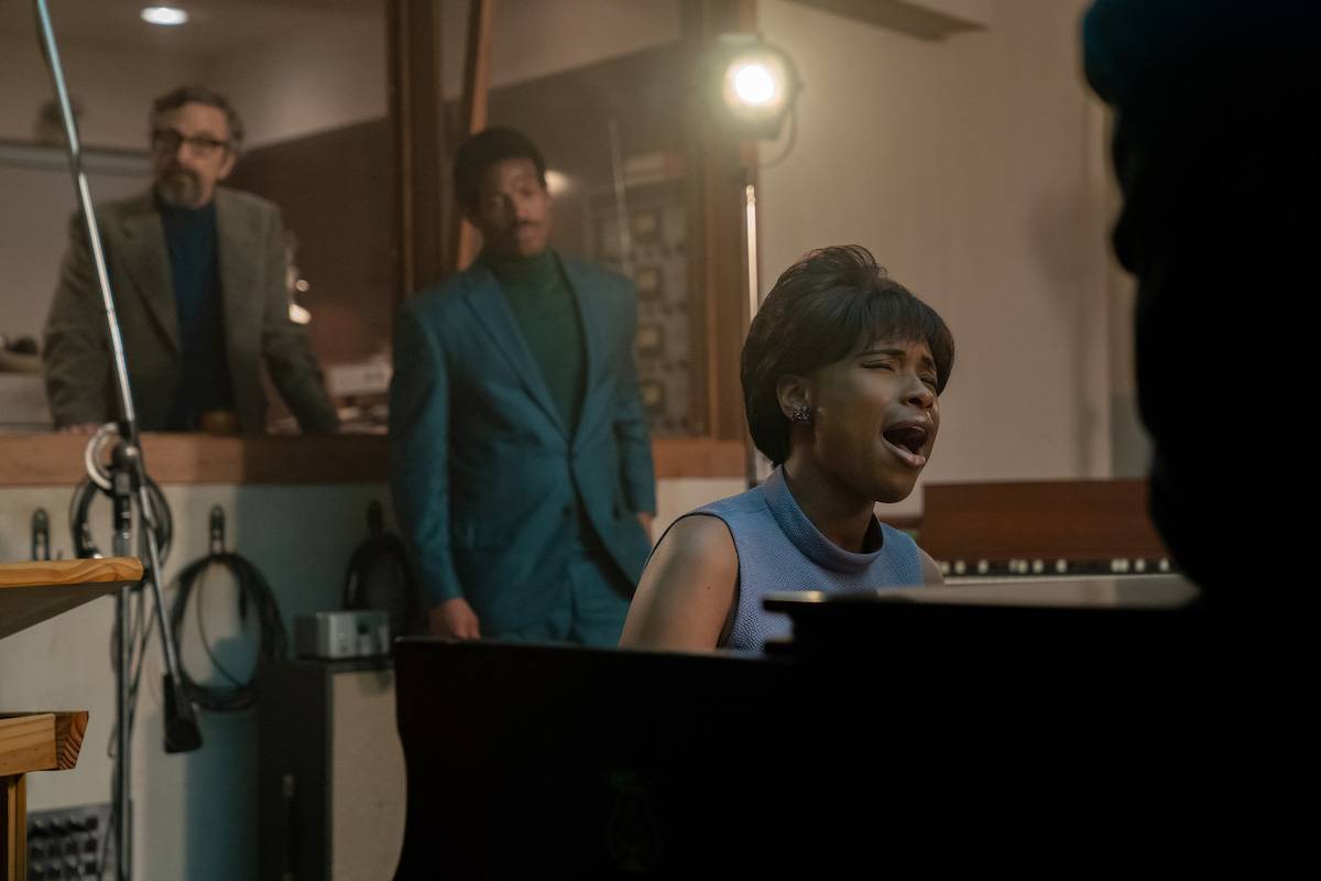 R_18350_RC
(l-r.) Marc Maron stars as Jerry Wexler, Marlon Wayans as Ted White and 
Jennifer Hudson as Aretha Franklin in
RESPECT, 
A Metro Goldwyn Mayer Pictures film
Photo credit: Quantrell D. Colbert
© 2021 Metro-Goldwyn-Mayer Pictures Inc. All Rights Reserved