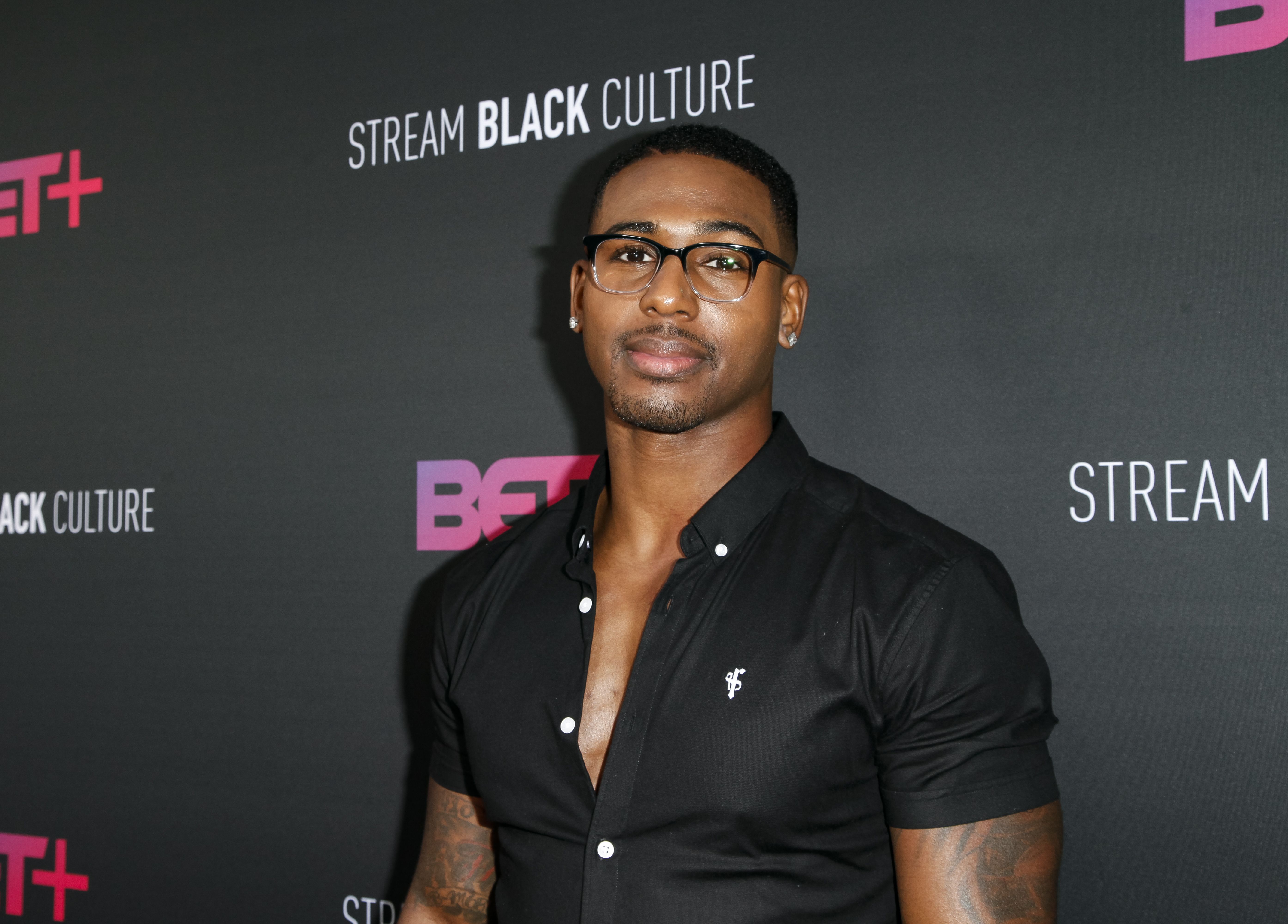 Everything You Want To Know About Vaughn Hebron – From The Cast Of