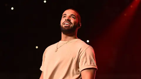  Drake performs onstage at Hot 107.9 Birthday Bash Block Show at Phillips Arena on June 20, 2015 in Atlanta, Georgia. 