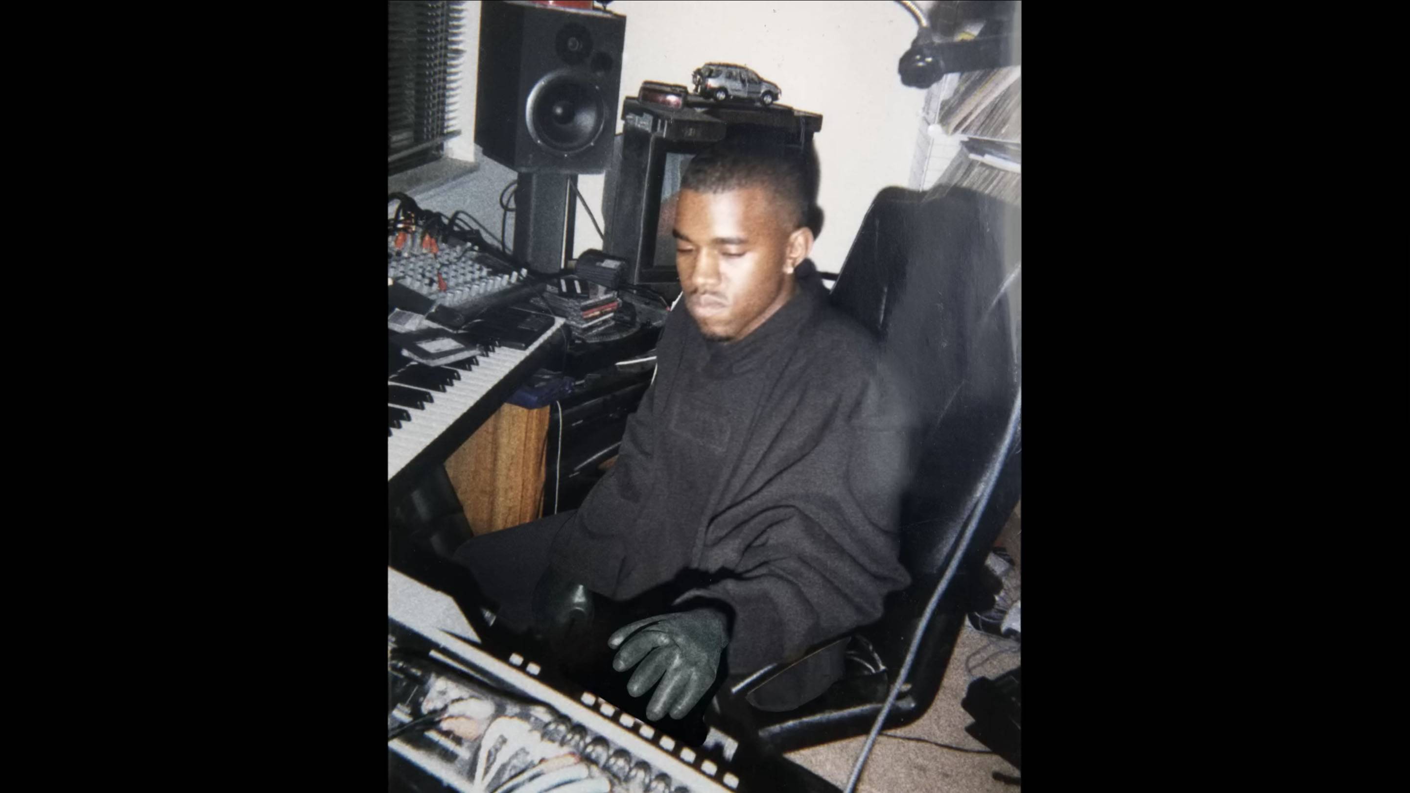 Kanye on sale west synthesizer