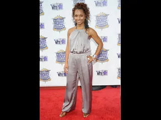 Chilli - Chilli looked cute in a gray jumpsuit with silver accessories.&lt;br&gt;&lt;br&gt;(Photo Credit: PictureGroup)