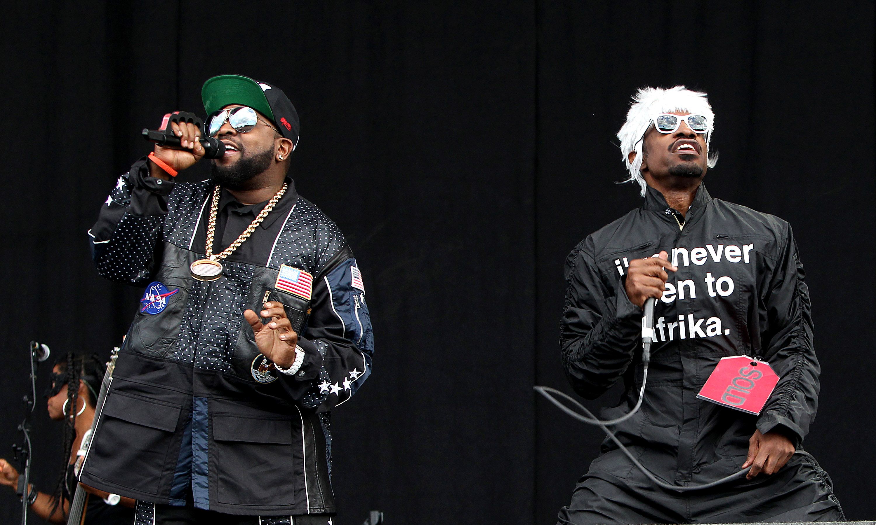 'So-lo my cup is - Image 2 from Bigger Than Drake: Is André 3000 Also ...