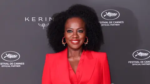 Viola Davis attends the photocall of the Kering "Women in Motion" talks at Majestic Hotel on May 19, 2022 in Cannes, France.