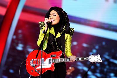 /content/dam/betcom/images/2015/01/Music-01-16-01-31/013115-Music-10-Things-You-Should-Know-About-Yuna-Champion-of-Songs-Awards.jpg