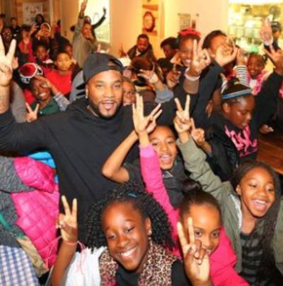 Jeezy - The Snowman showed he had a heart that wouldn't melt when it came time to feeding his streets once again. Jeezy&nbsp;and his Street Dreams Foundation took 100 kids to see the movie Annie and blessed them with more than $10,000 in gifts and a lunch at Gio's in Atlanta.Jeezy took it a step further and surprised moviegoers by paying for their tickets to peep Jamie Foxx's latest film. Oh yeah, popcorn was included.(Photo: Jeezy via Instagram)