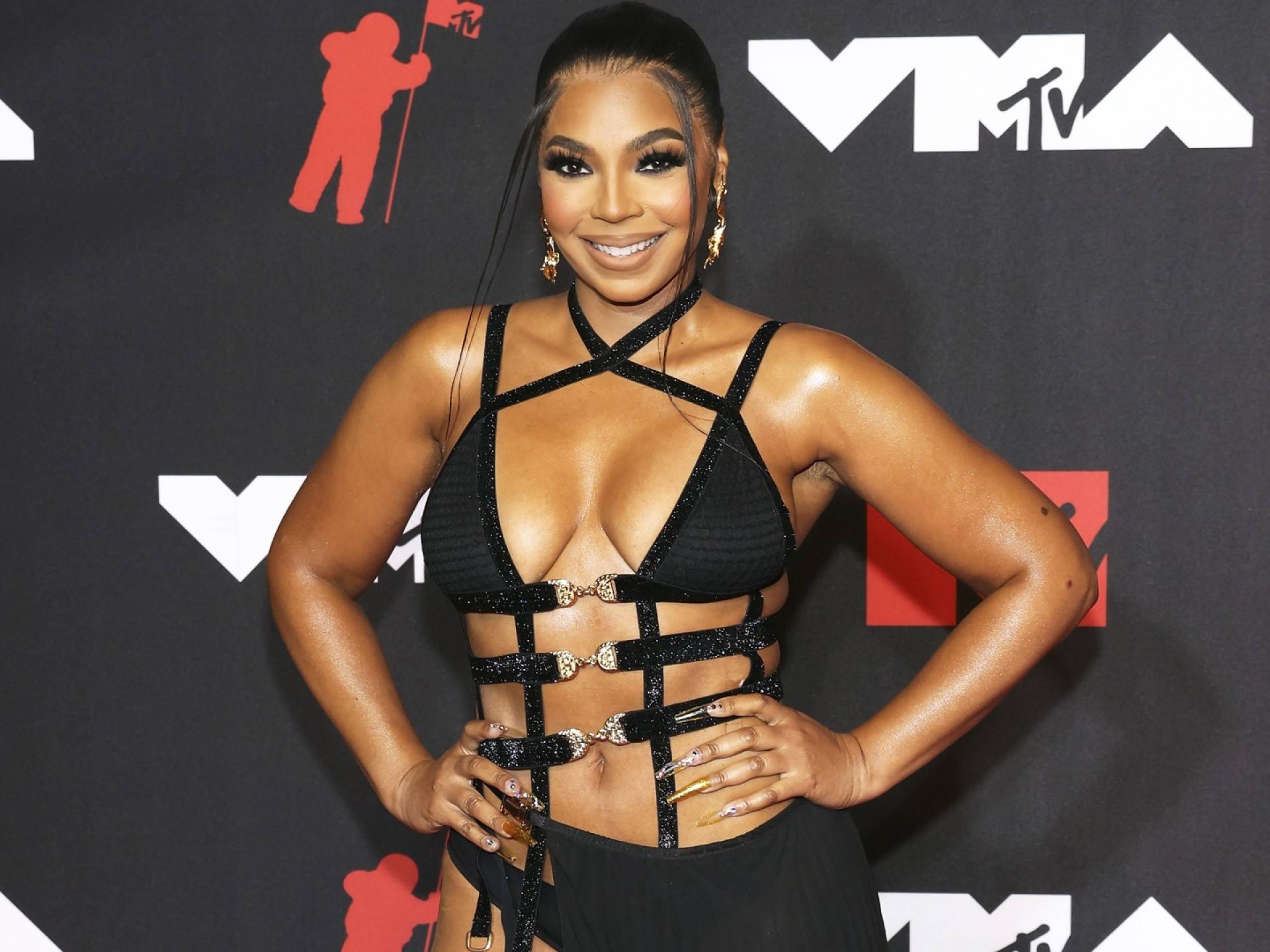 The Art of the Come Up: Ashanti - (Video Clip) | BET Soul Train Awards