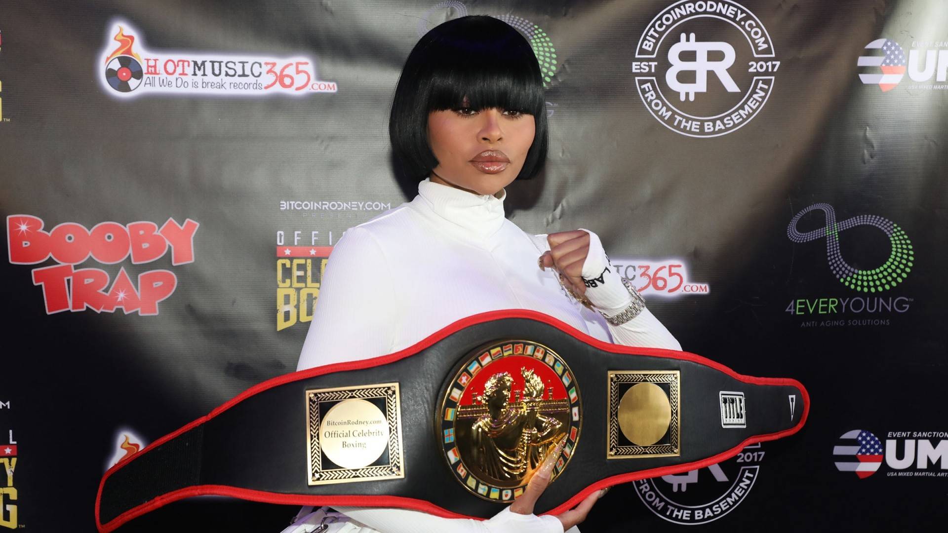 Blac Chyna Knocked Down During Celebrity Boxing Match (Video Clip