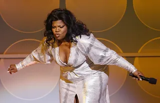 Mo'Nique - The host and actress takes a bow in all her comedic glory.(Photo: REUTERS/Mario Anzuoni)