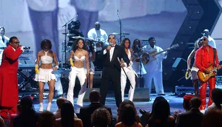 Isley Brothers - The legendary R&amp;B group that inspired many hip hop samples performs&nbsp;"It's Your Thing" and "In Between the Sheets."&nbsp; (Photo: M. Caulfield/WireImage.com/Getty Images)