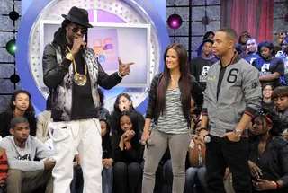 You're Right - 2 Chainz with Rocsi Diaz and Terrence J at 106 &amp; Park, April 9, 2012. (photo: John Ricard / BET)