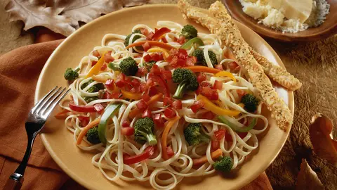 10 Easy Low Calorie Pasta Dishes 