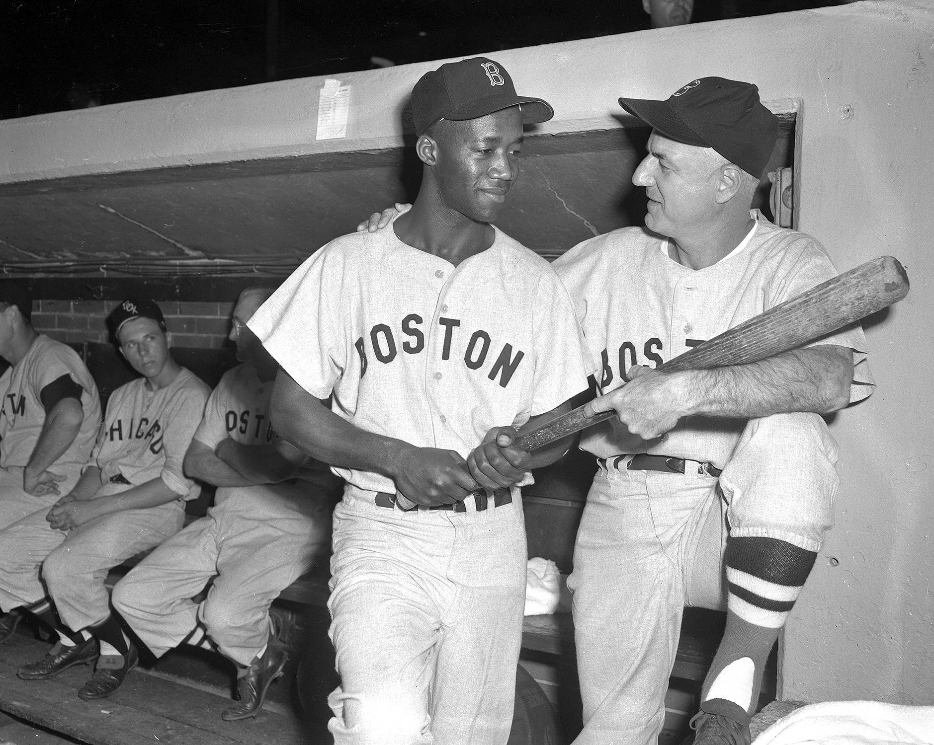 In 1959 Pumpsie Green was the first African American baseball player to  play for the Boston Red Sox, the last pre-expansion major league club to  integ Stock Photo - Alamy
