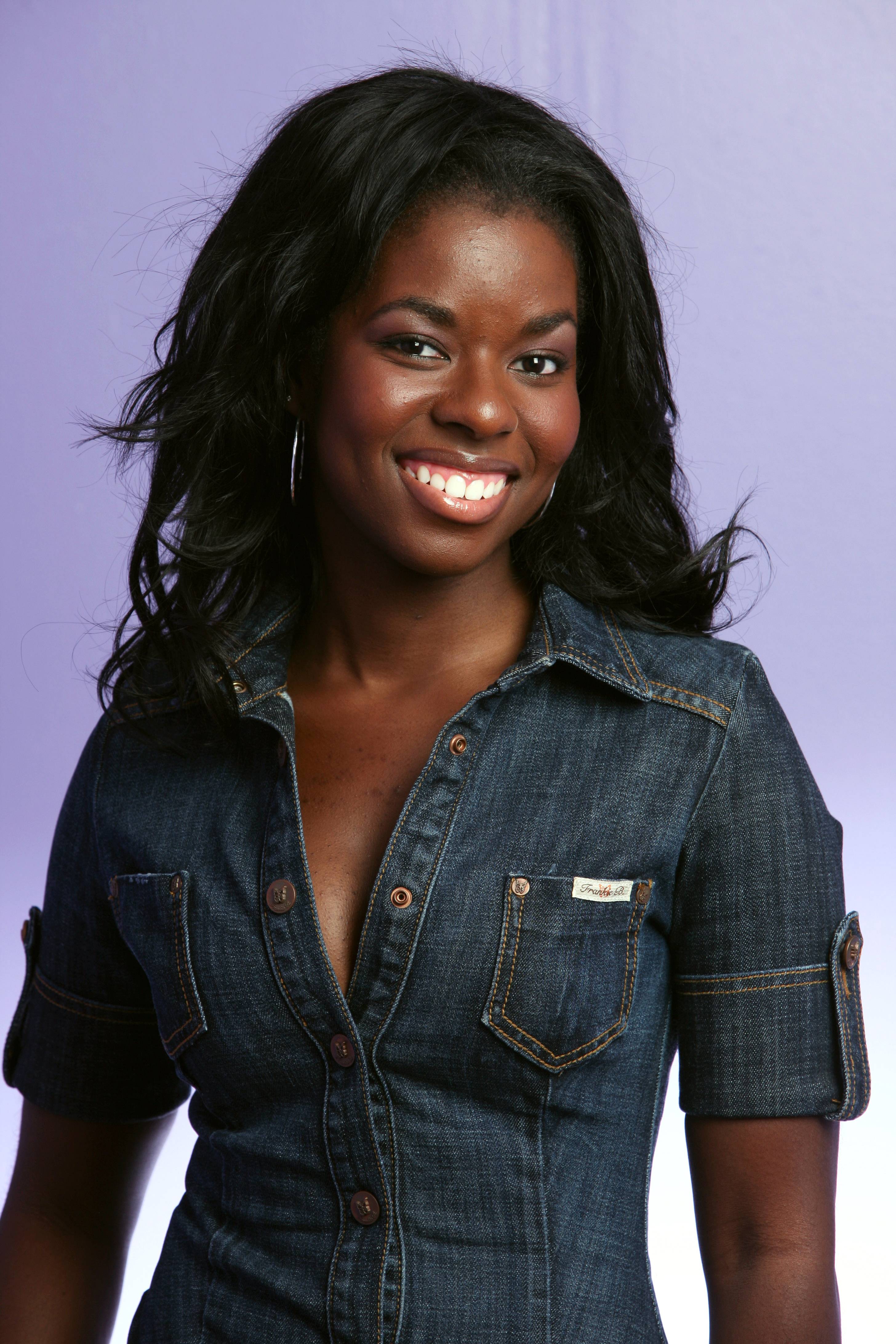 Camille Winbush as Vanessa - Image 4 from Sisters That Go Down in TV  History | BET