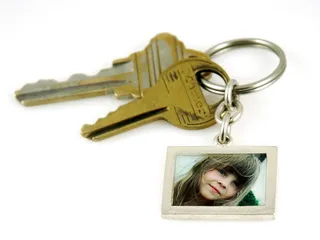 Photo Keychain - Hit his sentimental chord with a keychain with your baby picture attached to it.&nbsp;  (Photo: Courtesy planetjill.com)