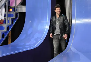 Come On Out - Robin Thicke at 106 &amp; Park, June 12, 2012. (Photo: John Ricard / BET)