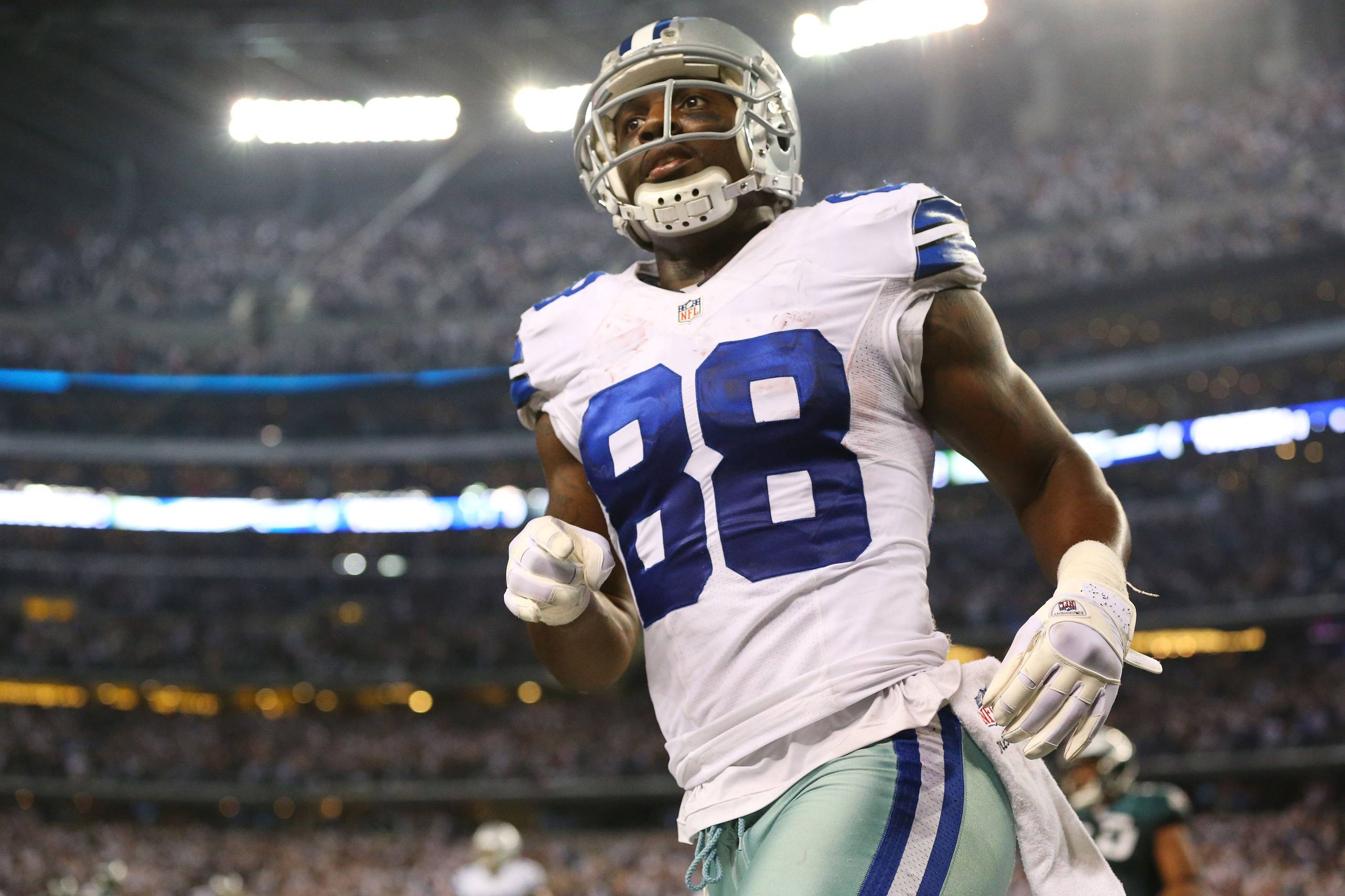 Bleacher Report - Dez Bryant, Saints agree to a one-year