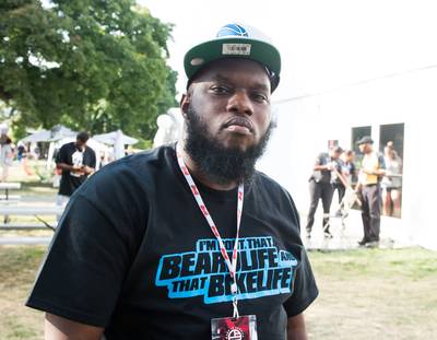 Freeway - Well wishes continue to go out to Philadelphia Freeway who underwent dialysis for kidney failure. The former Roc-A-Fella MC went to the doctor for a routine visit, learned of his ailing kidney and was then rushed into emergency dialysis. Things have since been stabilized.(Photo: Splash News)