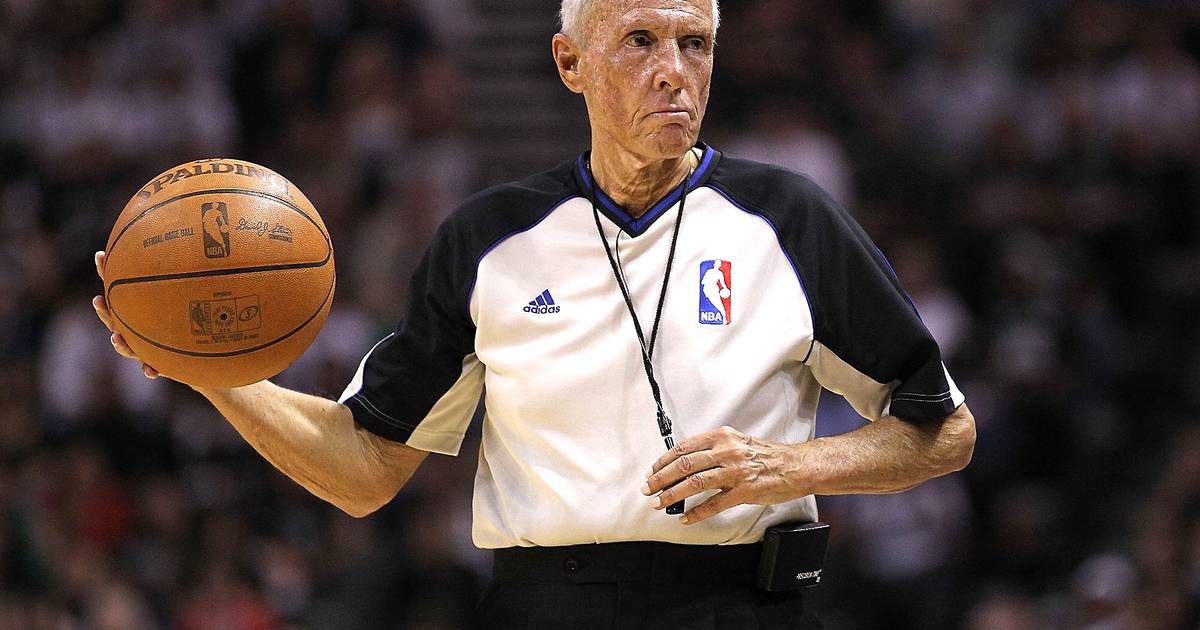 Veteran NBA referee Dick Bavetta retires after 39 years in league
