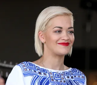 Rita Ora  - Sleek platinum bob and a statement lip —&nbsp;Rita’s signature look always wins.  (Photo: London Entertainment / Splash News)