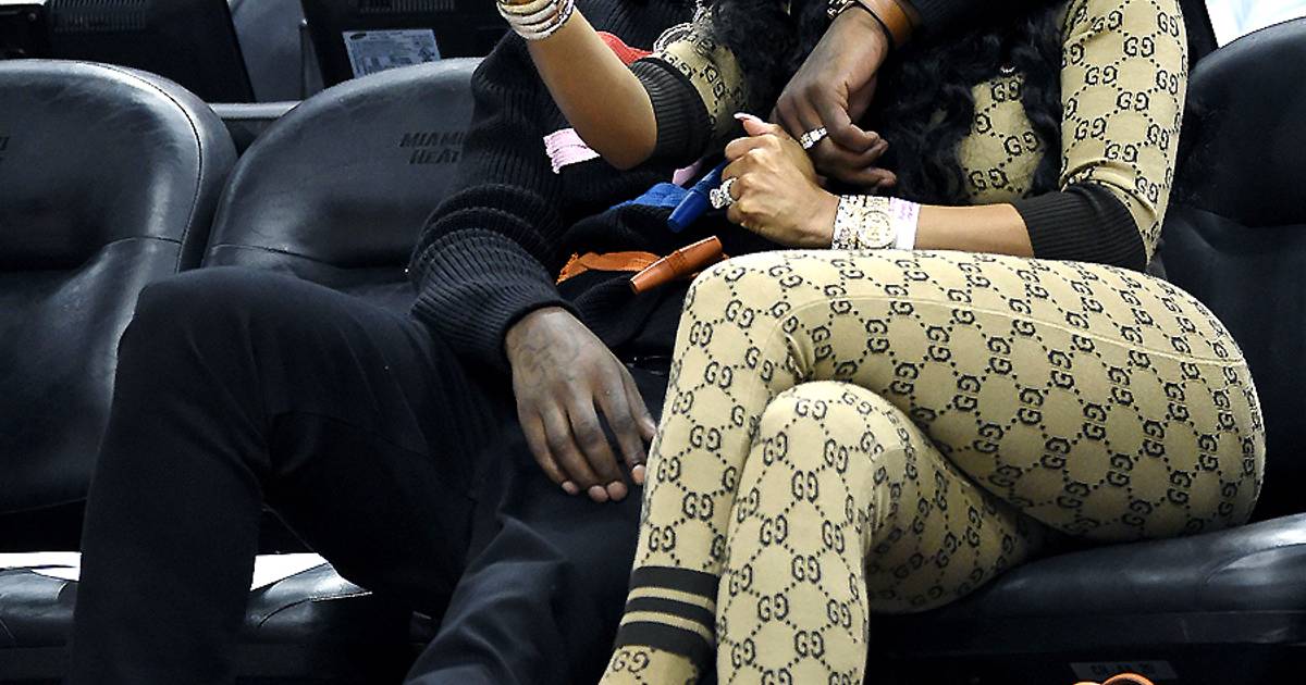 The Most Unbothered Couple': Keyshia Ka'oir and Gucci Mane Complement Each  Other's Outfits While Sitting Courtside