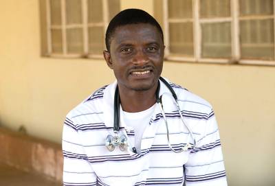 Dr. Martin Salia Dies - A surgeon who was diagnosed with Ebola while working in Sierra Leone and flown to the U.S. for specialized treatment has died, officials reported on Nov. 17. According to USA Today, Dr. Martin Salia, a permanent U.S. resident, died about 36 hours after arriving at the Nebraska Medical Center?s Bicontainment Unit. &quot;Dr. Salia dedicated his life to saving others,? President Obama said in a statement. &quot;He viewed this vocation as his calling.?(Photo: AP Photo/United Methodist News Service, Mike DuBose, File)&nbsp;