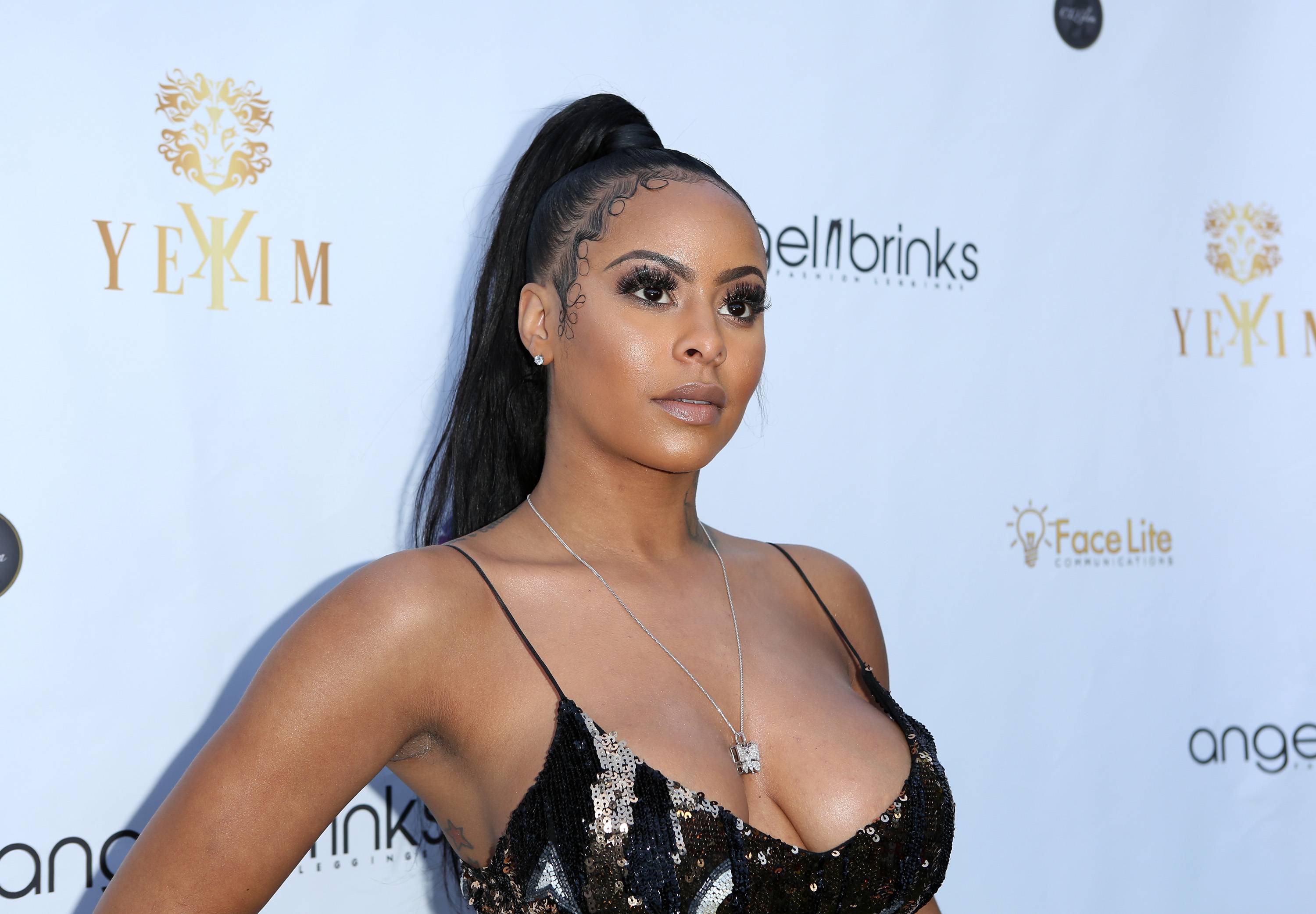 Alexis Skyy Gets Dragged On Twitter For Hitting The Pole Weeks After Giving  Birth | News | BET