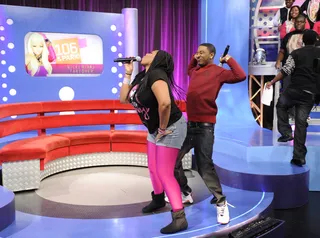 Work It Out - Fan takes the mic for Nicki-oki Karaoke at 106 &amp; Park, November 19, 2012. (Photo: John Ricard / BET)