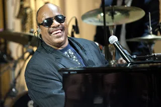 /content/dam/betcom/images/2012/09/Music-09-01-09-15/090412-music-stevie-wonder.jpg