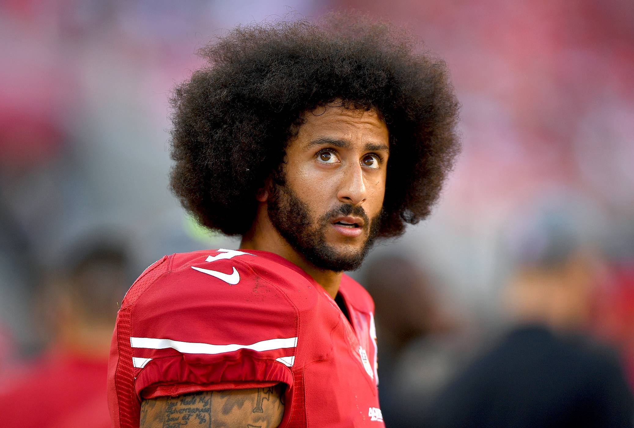 Kaepernick Vows to Donate Proceeds From Top-Selling Jersey, News