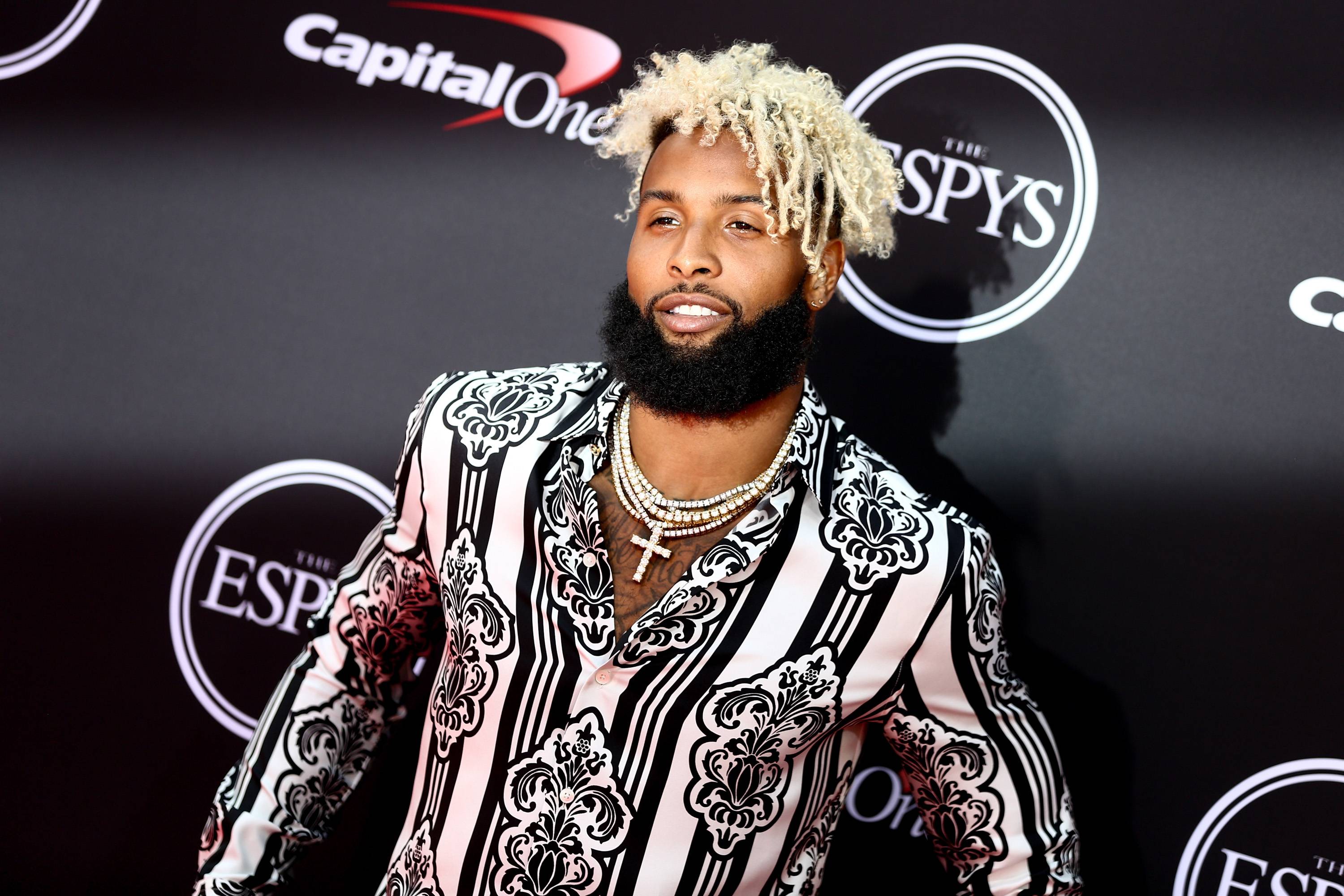 Wayment! Odell Beckham Jr. Had Diamond Jewelry Implanted On His Teeth