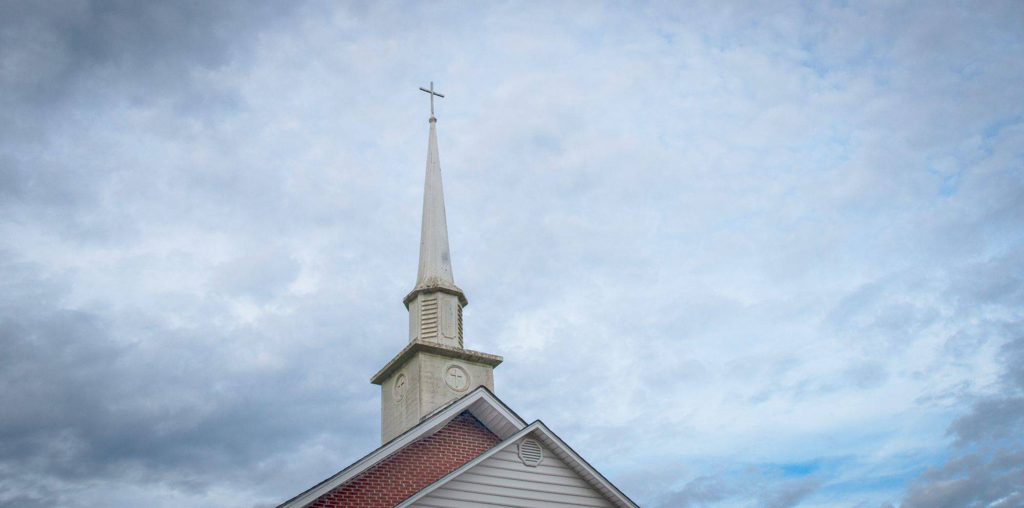 Virginia Pastor Dies Of Coronavirus After Holding Packed Church Service(02)