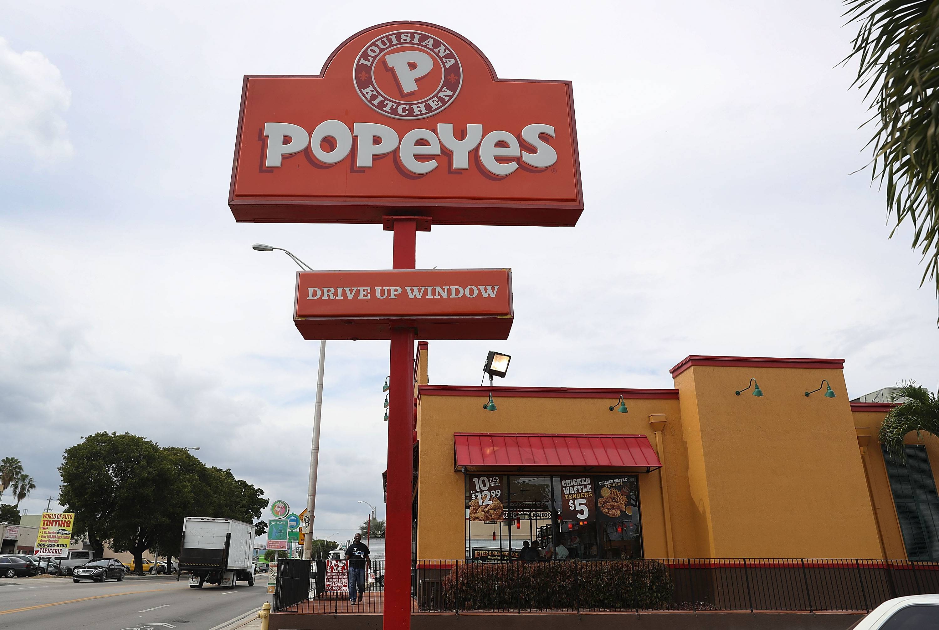 Resume Is Ready!: Popeyes Goes On A Hiring Spree To Handle The Hype ...