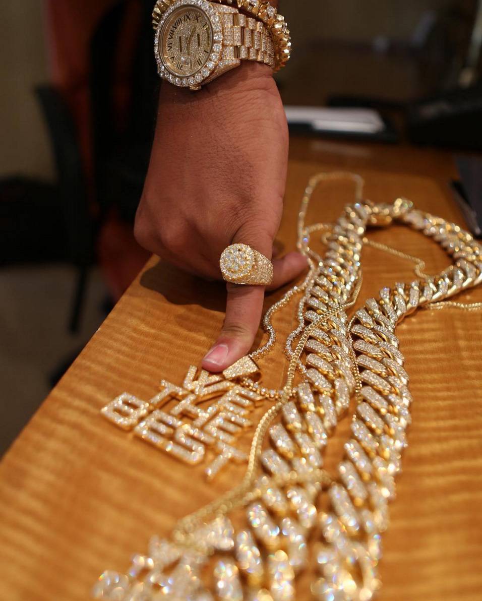 DJ Khaled’s Endless Bling - Image 4 from Instagram Photos of the Week ...