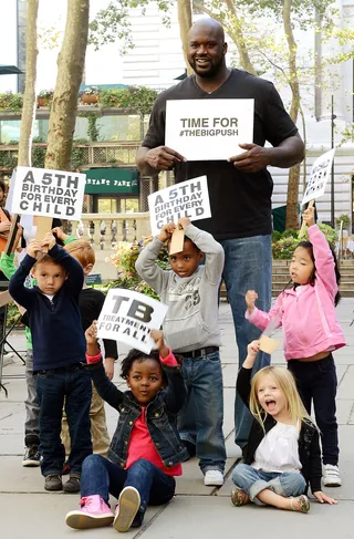 Anything for the Kids - Shaquille O'Neal leads the Toddler Rally for Global Health's Big Push in New York City's Bryant Park. The UN initiative aims to bring awareness and fund innovations in&nbsp;global health&nbsp;to achieve goals such as a reduction in HIV infections and malaria deaths.&nbsp;&nbsp;(Photo: Andrew H. Walker/Getty Images for Global Health's Big Push)