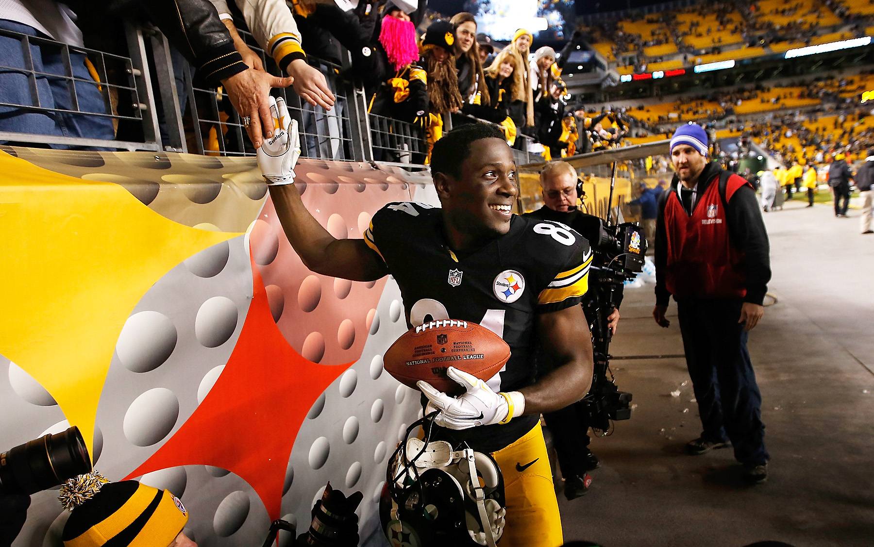 Watch: Steelers' Antonio Brown Really Twerked to Celebrate a